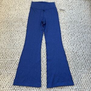 NEW GapFit Teen Crossover Flare Leggings in purple marl Size 14-16